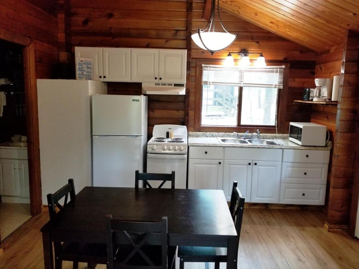 Lake Texoma Camping Resort Cabin 8 Willow Spring ภายนอก รูปภาพ