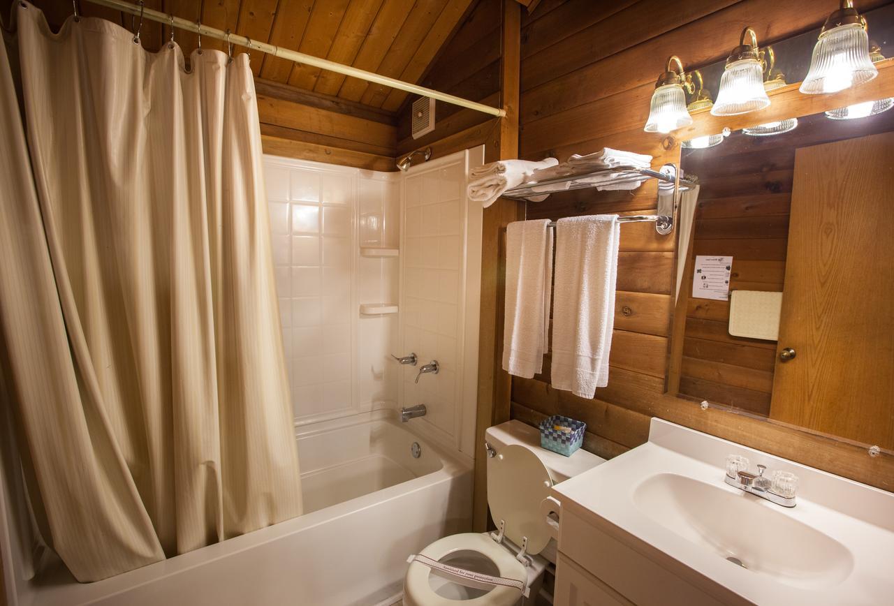 Lake Texoma Camping Resort Cabin 8 Willow Spring ภายนอก รูปภาพ